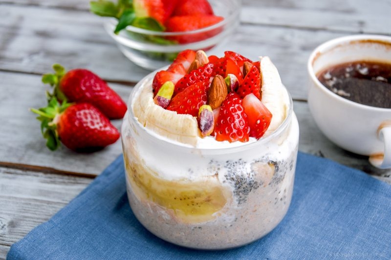 Тяжелые тарелки, музыка и еще 8 способов обмануть мозг и сделать еду вкуснее