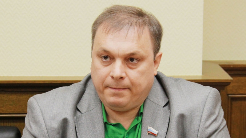 Продюсер Разин не смог вернуть права на песни «Ласкового мая»
