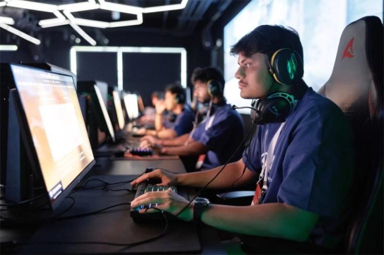 Это фиаско, МОК. Задуманной Томасом Бахом Киберолимпиады не будет