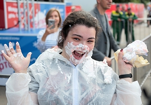 В каких продуктах скрывается «целый вагон» сахара