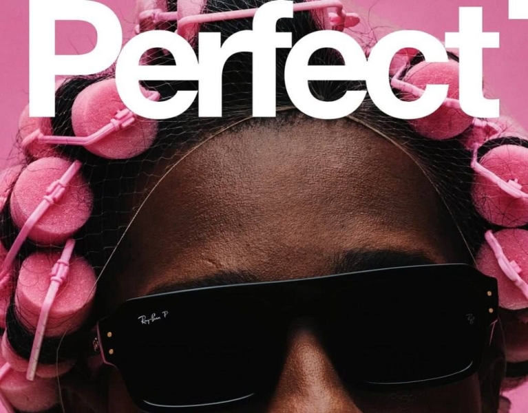 Муж Рианны в бигудях и шапочке снялся для обложки глянца