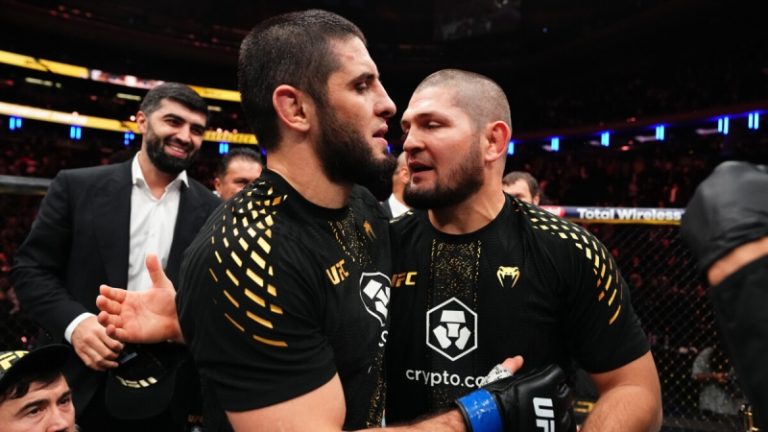 Хабиб Нурмагомедов — о победе Махачева над Делла Маддаленой: «Я счастлив. Для этого мы и работаем утром и вечером»