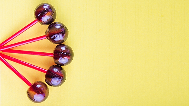 Врач предупредил о десерте, из-за которого может случиться разрыв желудка