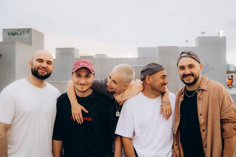 Алсу, «Вирус», трибьют Челентано: кого можно увидеть на главных сценах страны этой осенью