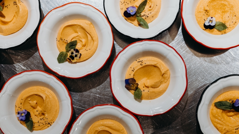 В Москве состоялась презентация гастроколлаборации Mayrveda × Restaurant № 13