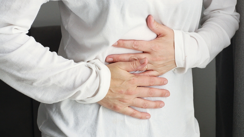 Врач назвала главные причины метеоризма и вздутия у людей с чувствительным ЖКТ