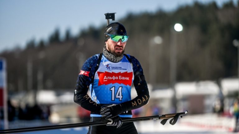 Кубок России по биатлону: мужская спринтерская гонка, где смотреть прямую трансляцию 13 декабря