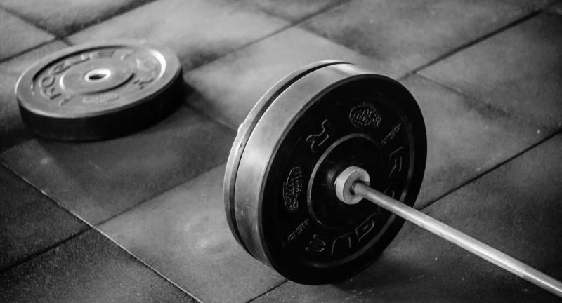 Французский жим: техника выполнения и советы тренера (видео)