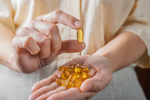 Врачи объяснили, кому следует пить рыбий жир