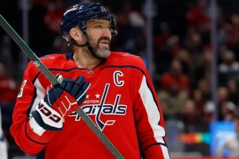 Пока не побьет все рекорды. Овечкин может остаться в НХЛ еще на 10 лет