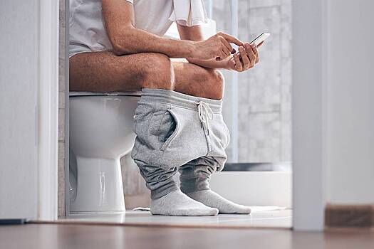 Перечислены пять самых вредных туалетных привычек