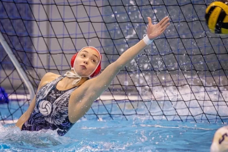 С флагом, гимном и удачей! Женская сборная России победила чемпионок Европы